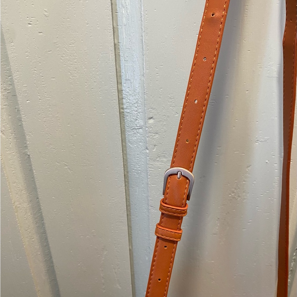 Pixie Mood | NWT Vegan & Cruelty Free Crossbody Bag - Picture 7 of 8